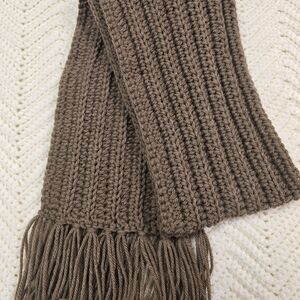Brown Knit Scarf with Fringe